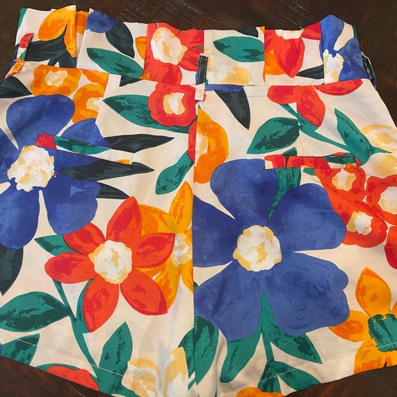 TCEC SHORTS - Picture 3 of 3